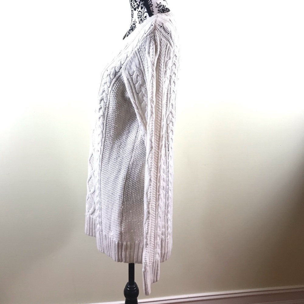 Women’s Warm Sweater White - Picture 3 of 6